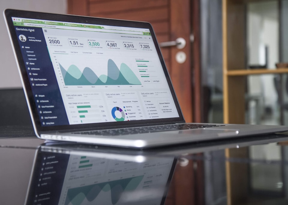 Payment tracking dashboard